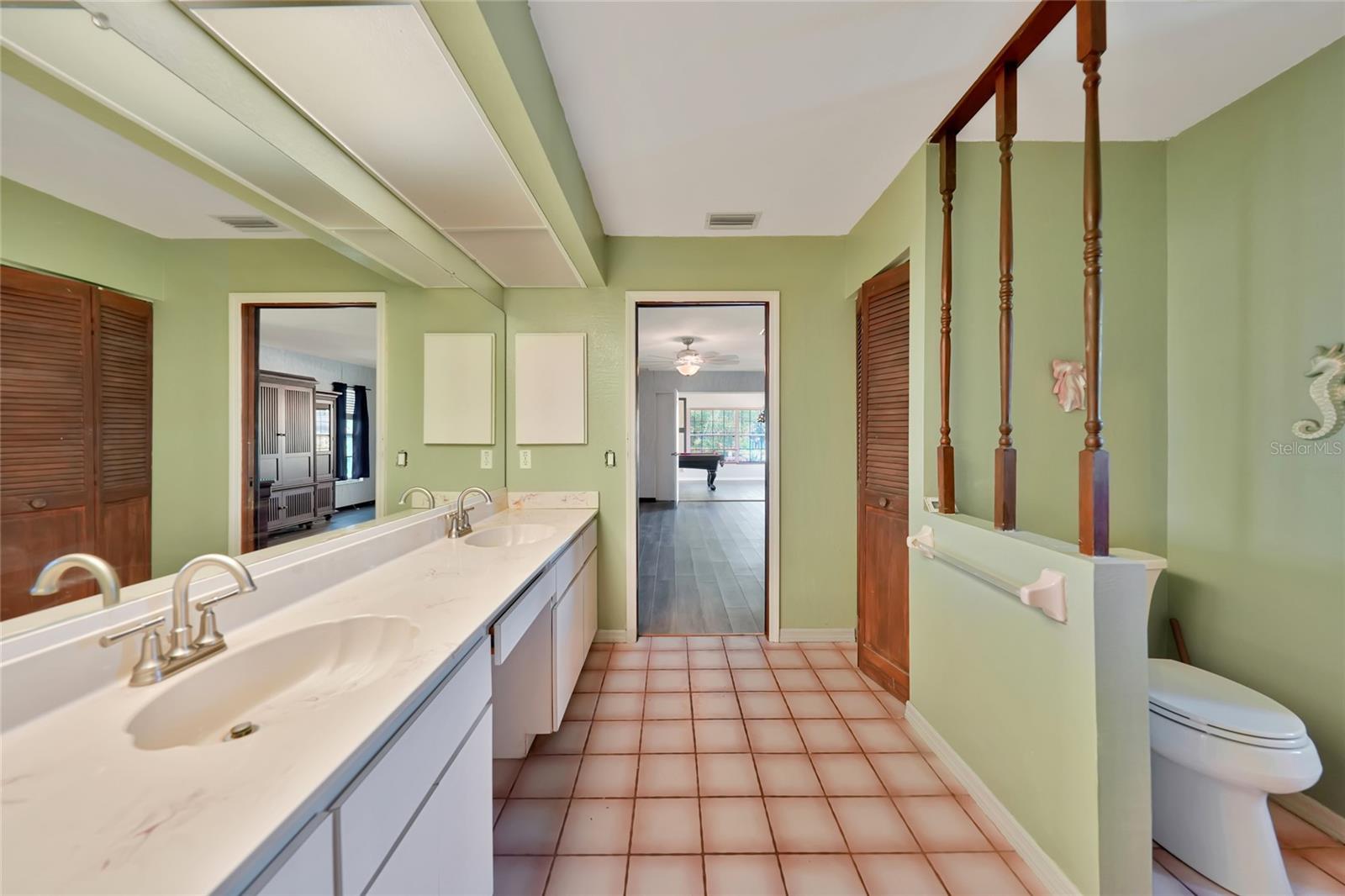 Image 21 of 62 For 2037 Palm Harbor Terrace