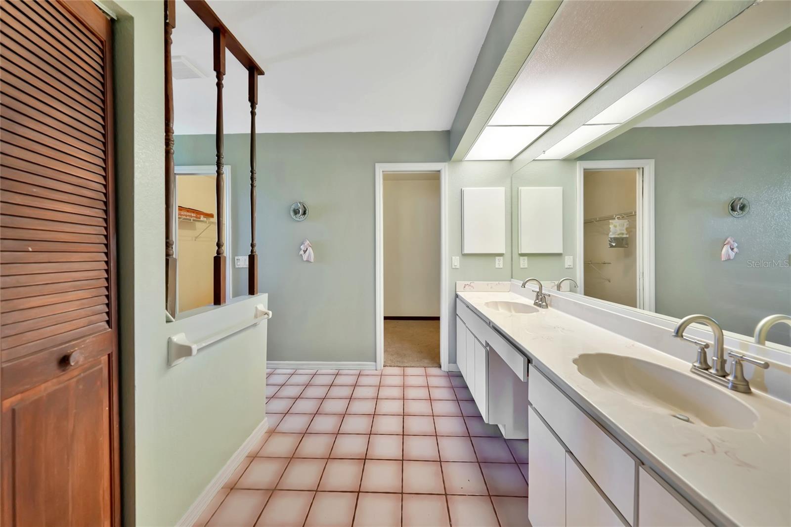 Image 22 of 62 For 2037 Palm Harbor Terrace