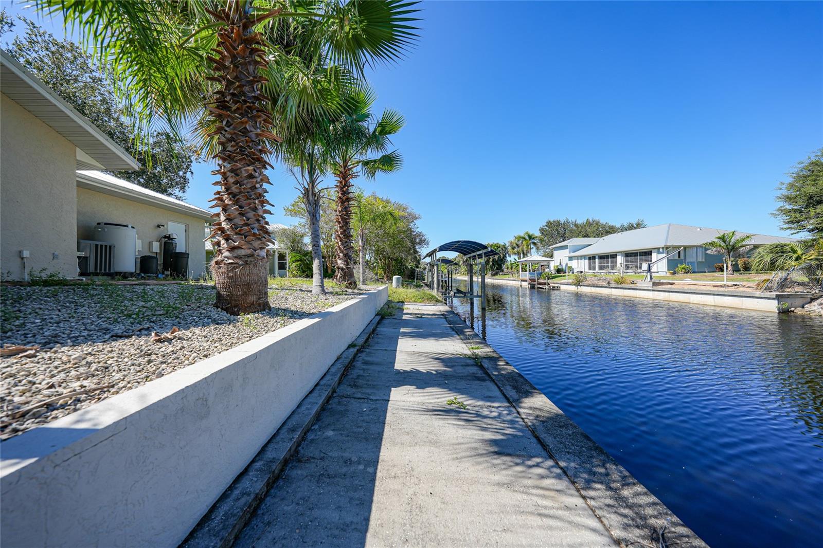 Image 38 of 62 For 2037 Palm Harbor Terrace