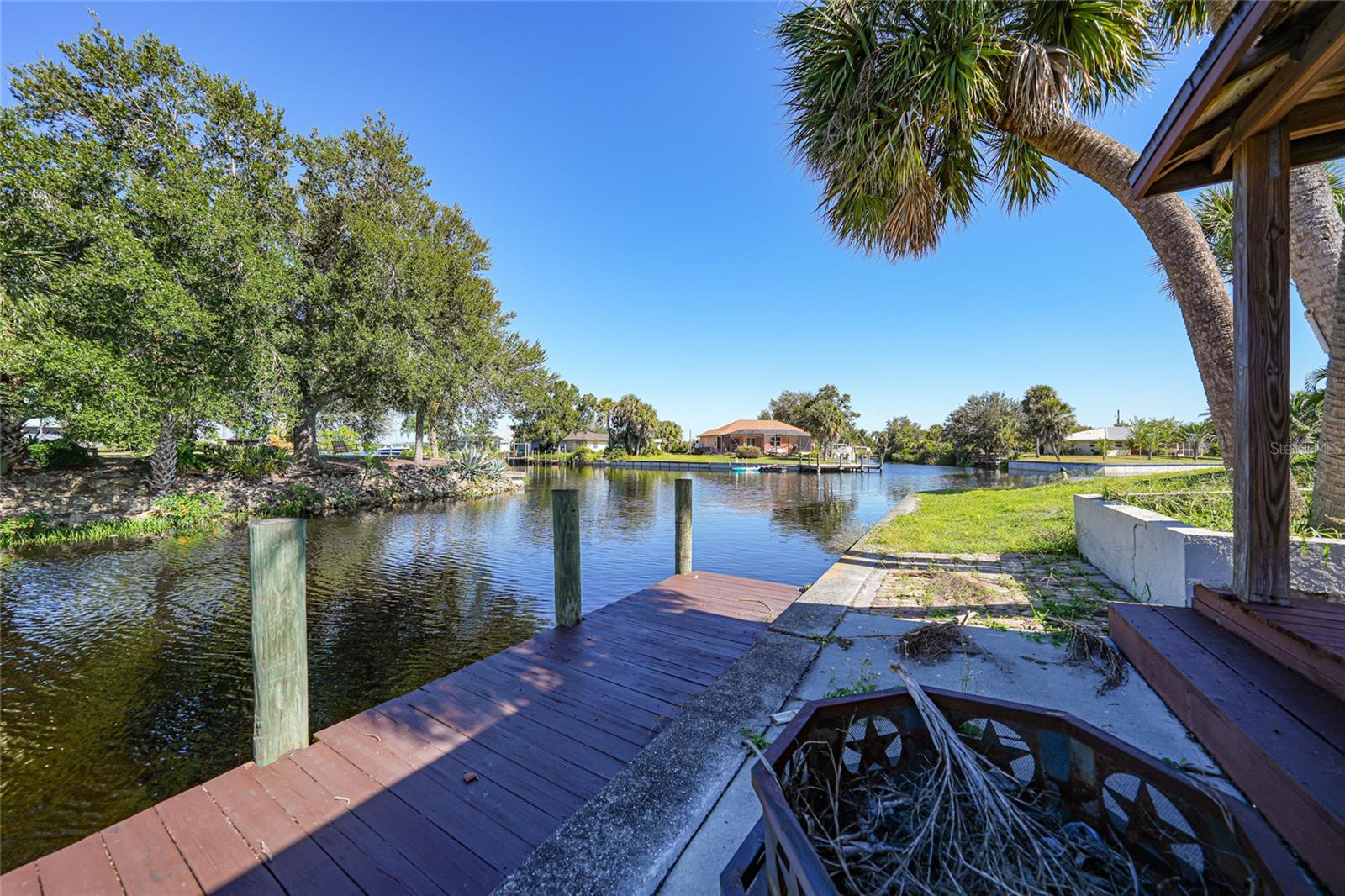 Image 42 of 62 For 2037 Palm Harbor Terrace