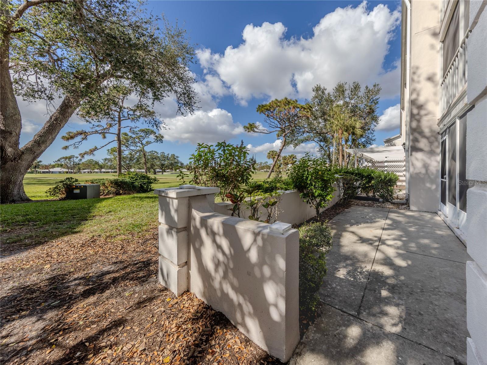 Image 27 of 68 For 437 Cerromar Lane 312