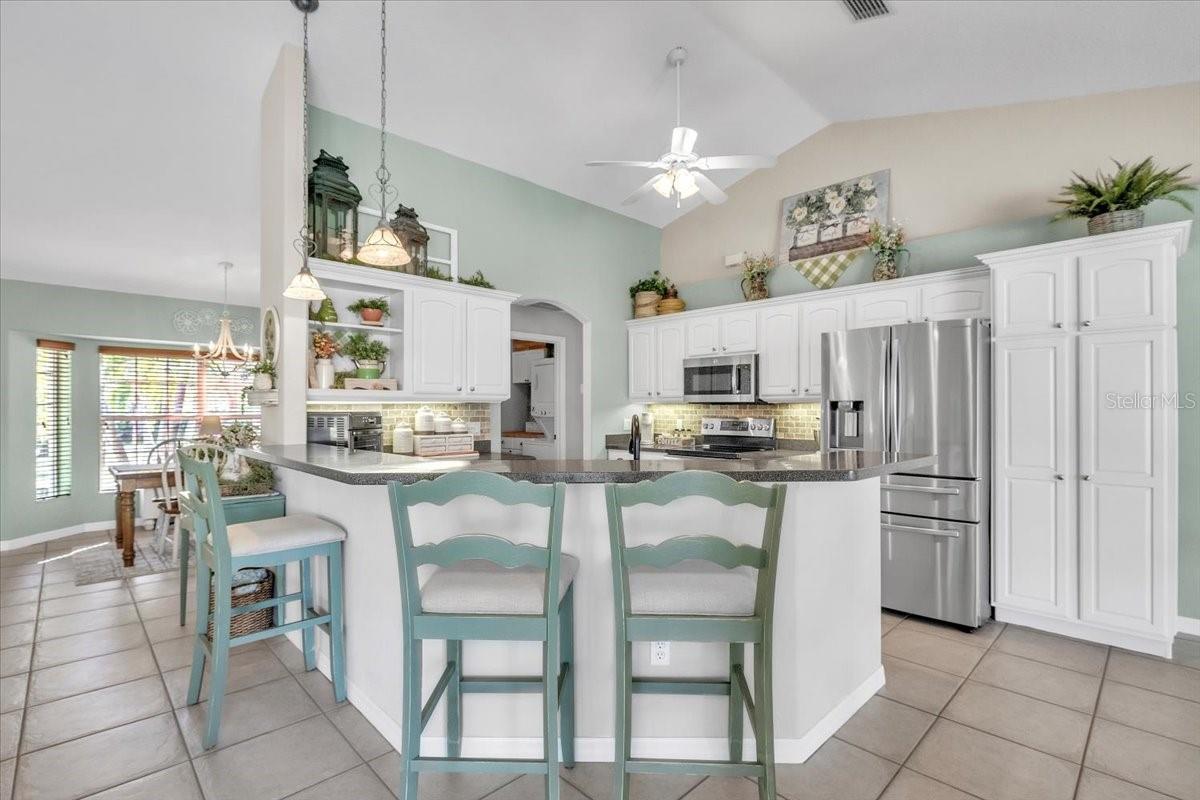 Image 11 of 52 For 13216 Donaldson Avenue