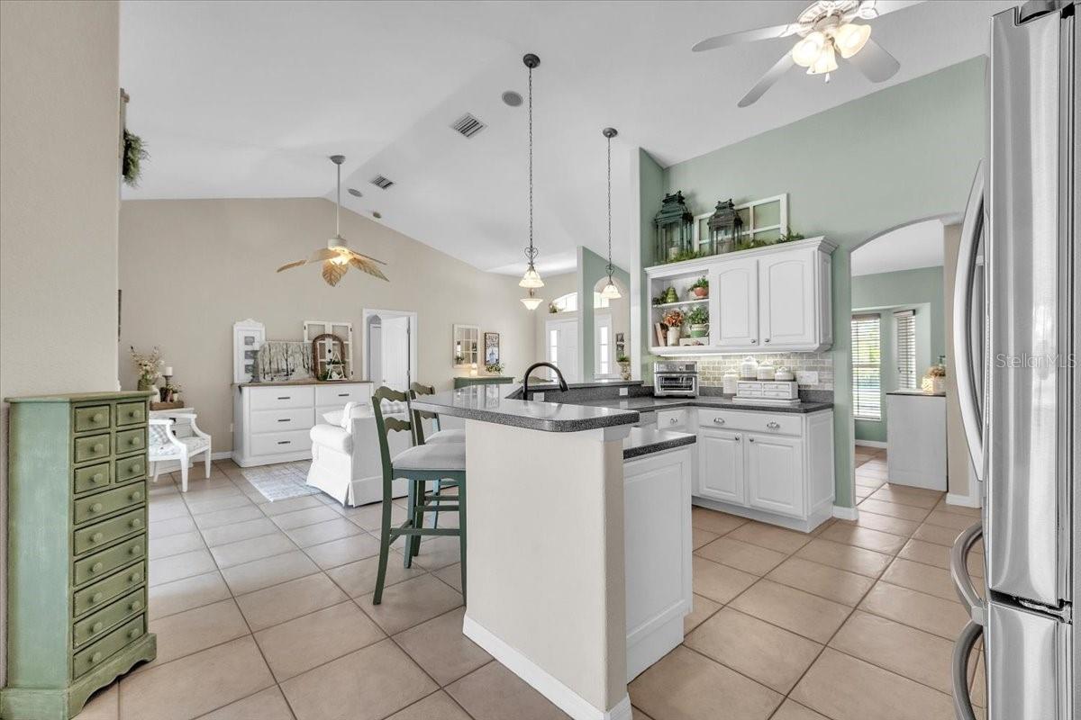 Image 13 of 52 For 13216 Donaldson Avenue