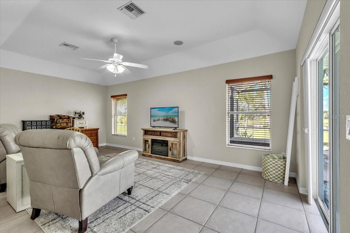 Image 18 of 52 For 13216 Donaldson Avenue