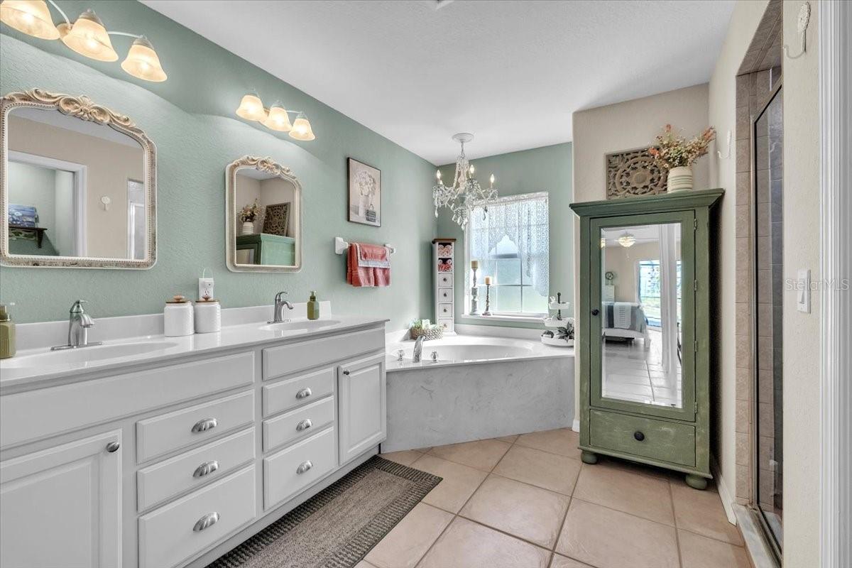 Image 22 of 52 For 13216 Donaldson Avenue