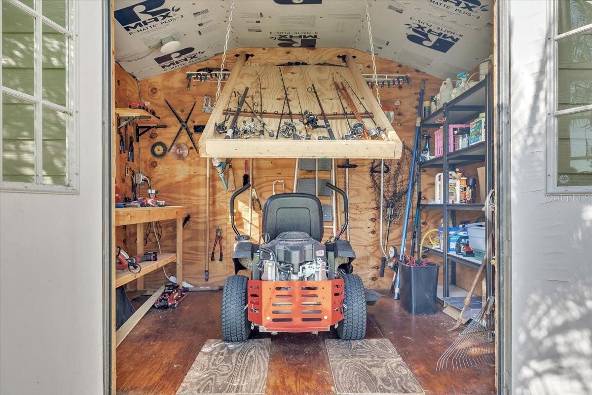 Image 37 of 52 For 13216 Donaldson Avenue