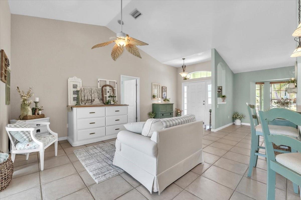 Image 7 of 52 For 13216 Donaldson Avenue