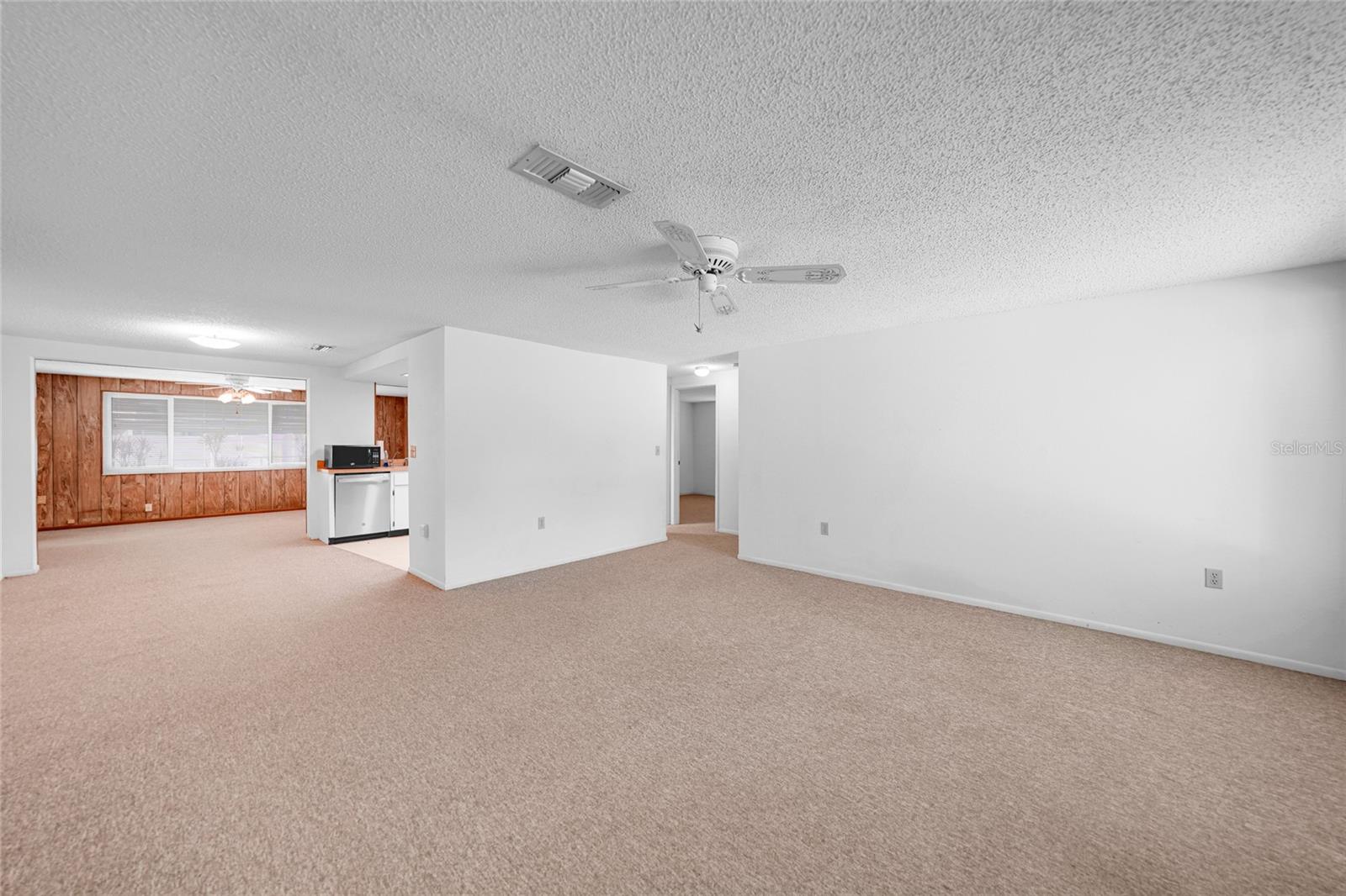 Image 7 of 31 For 4221 Triton Road