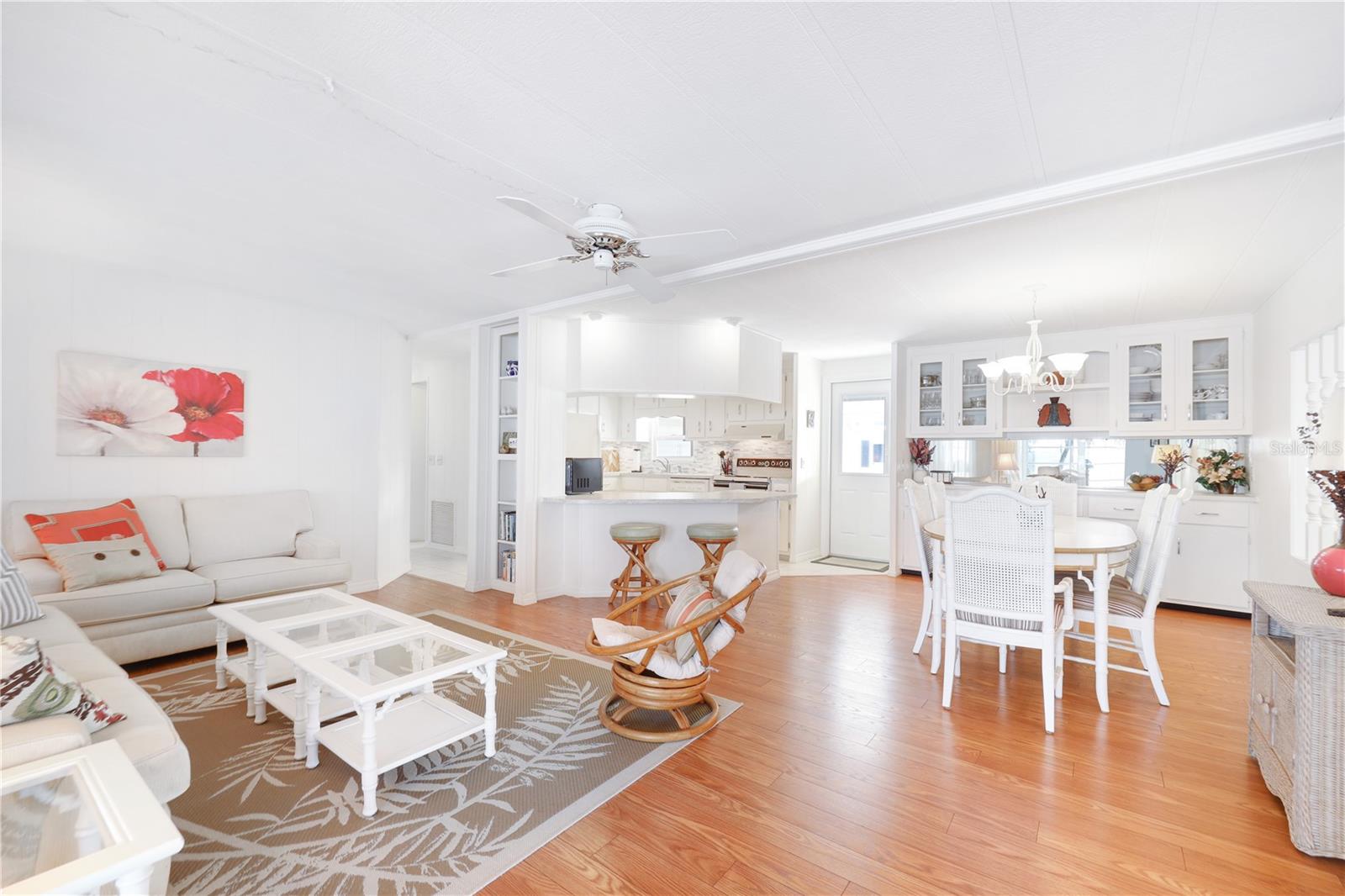 Image 17 of 91 For 2100 Kings Highway 781