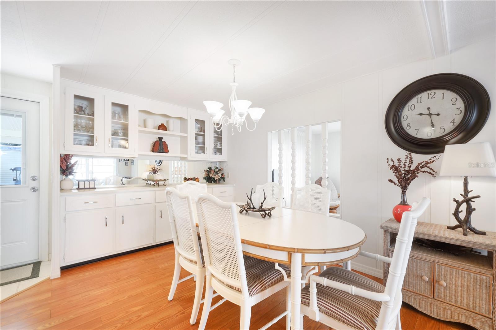 Image 20 of 91 For 2100 Kings Highway 781