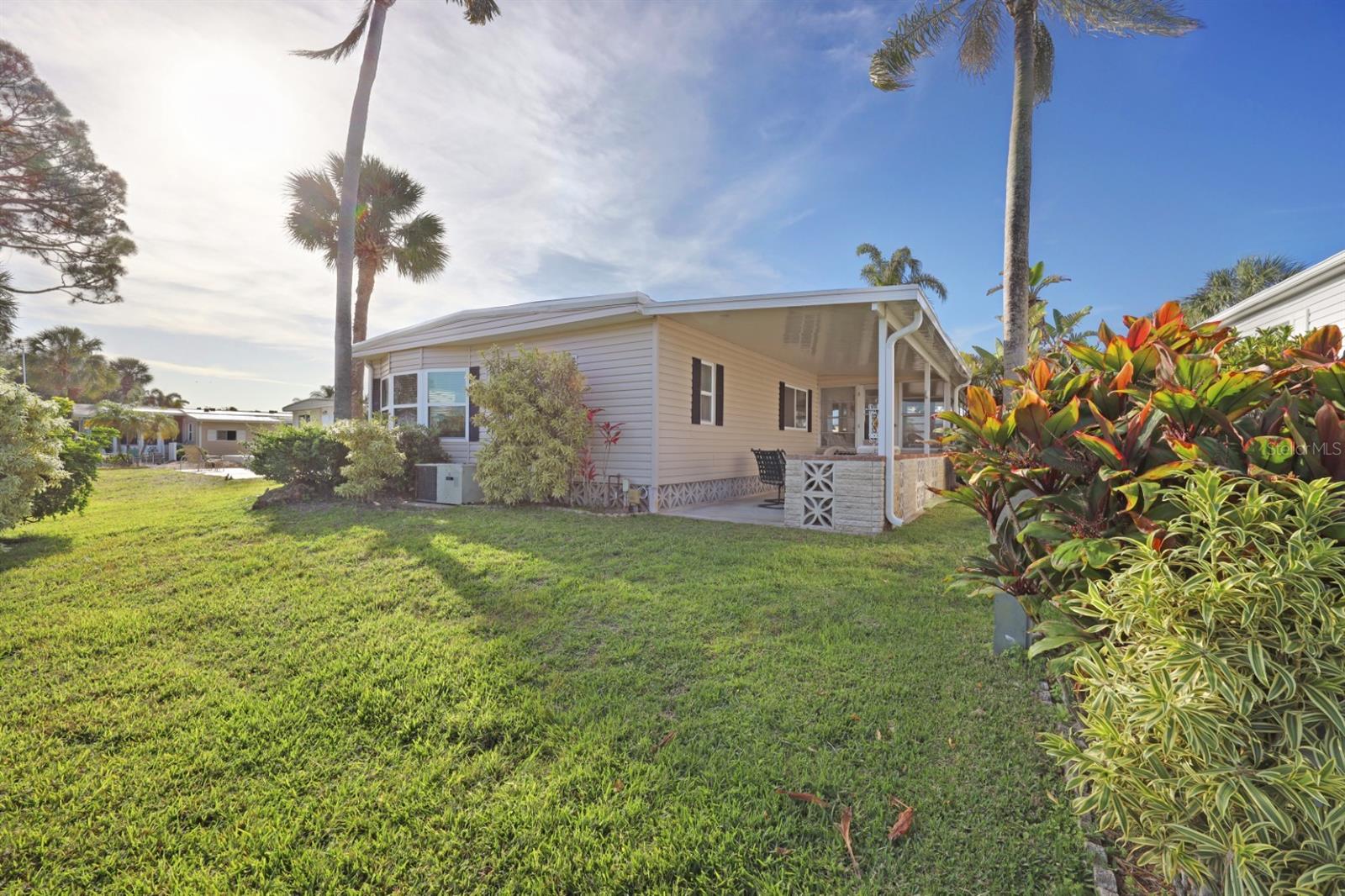 Image 6 of 91 For 2100 Kings Highway 781