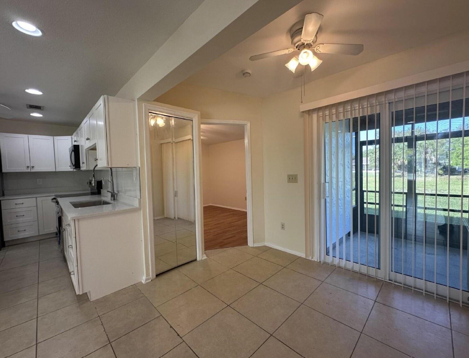 Image 10 of 27 For 5439 Kenwood Drive