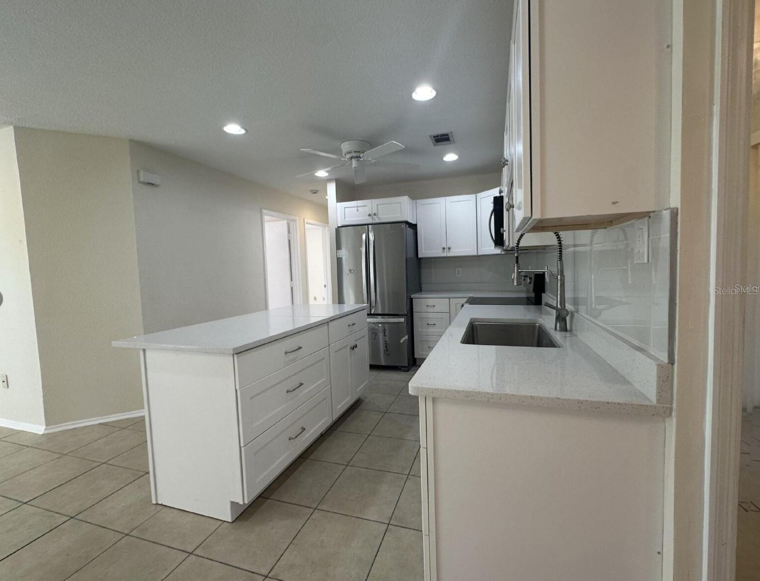 Image 2 of 27 For 5439 Kenwood Drive