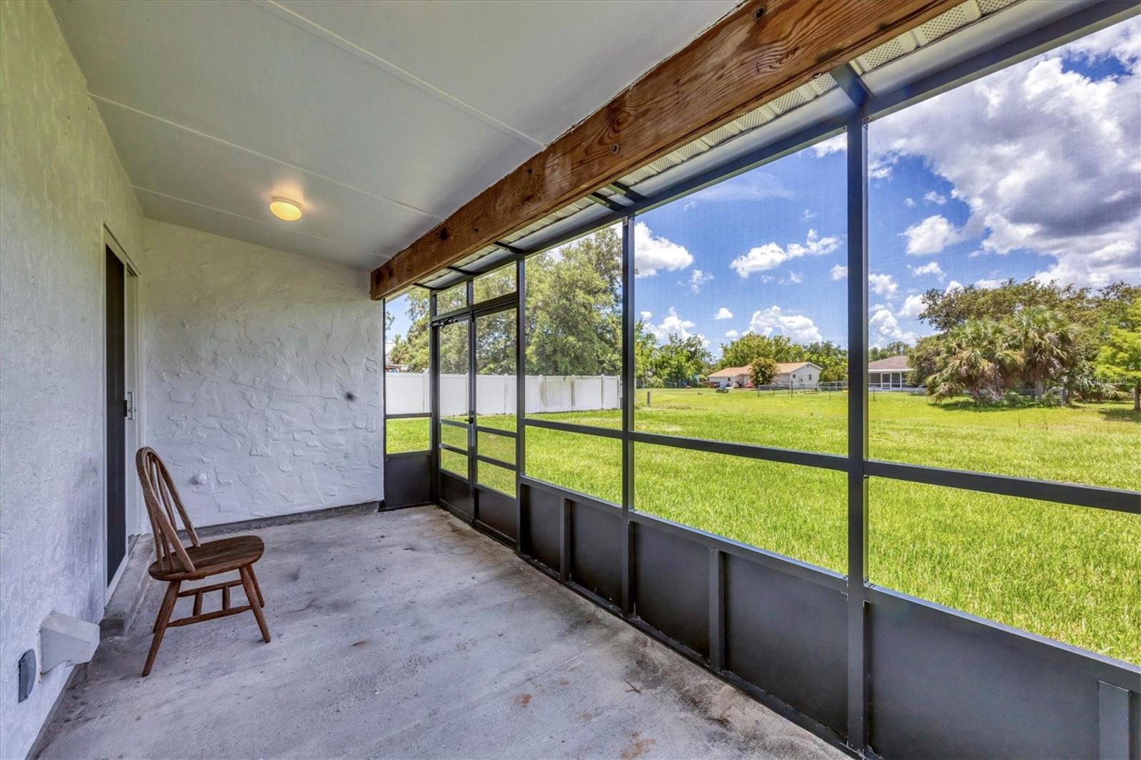 Image 23 of 27 For 5439 Kenwood Drive