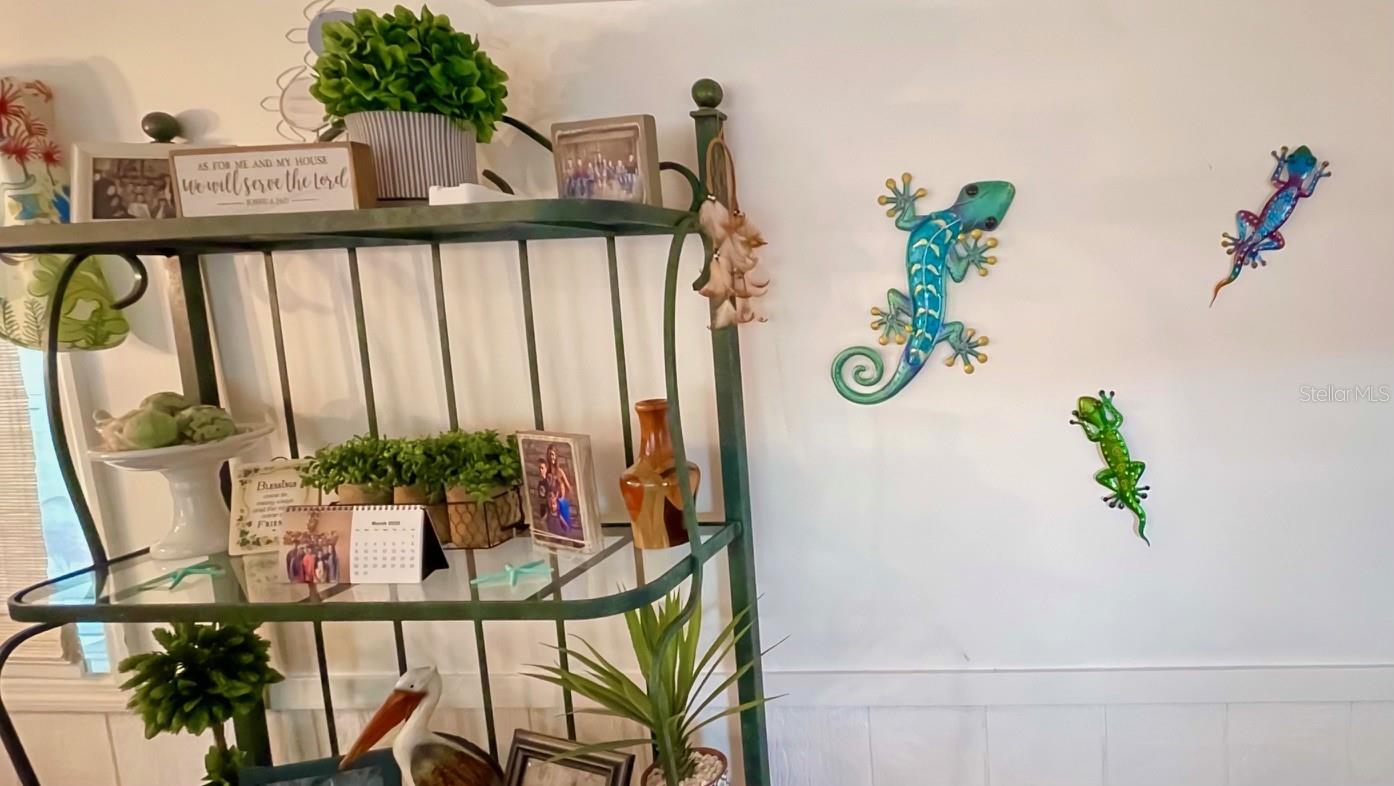 Image 13 of 20 For 220 Derwent Boulevard