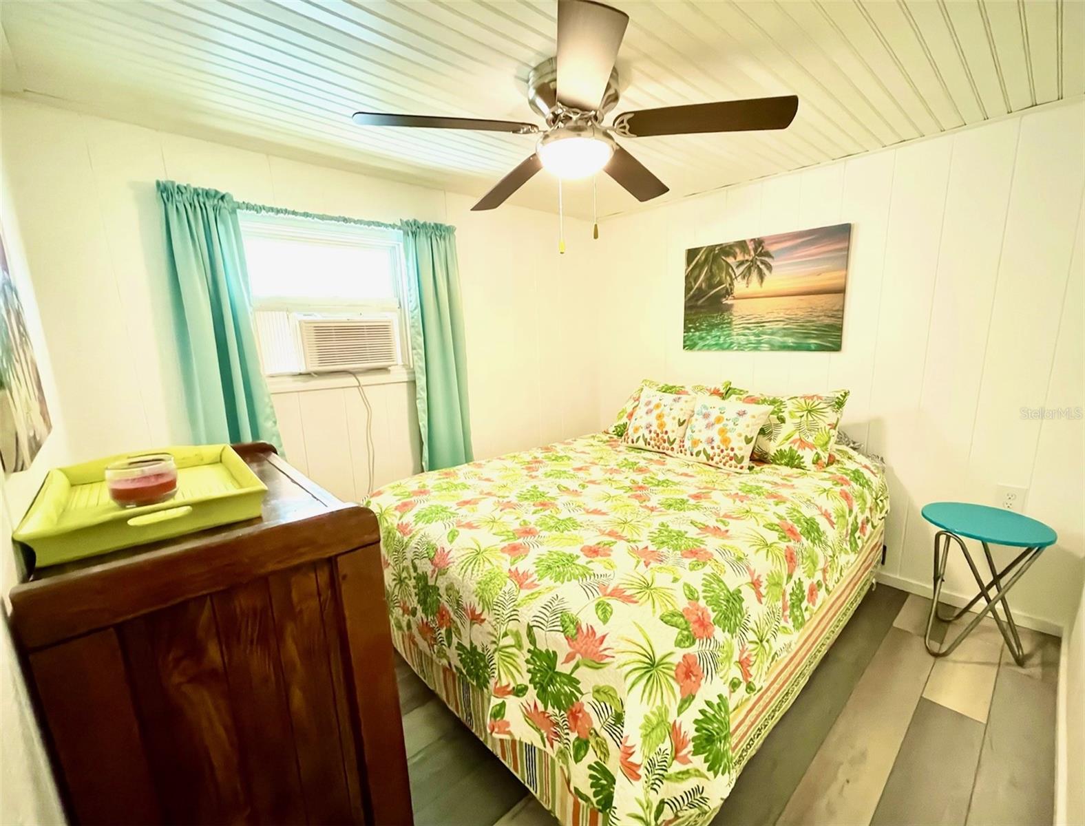 Image 14 of 20 For 220 Derwent Boulevard