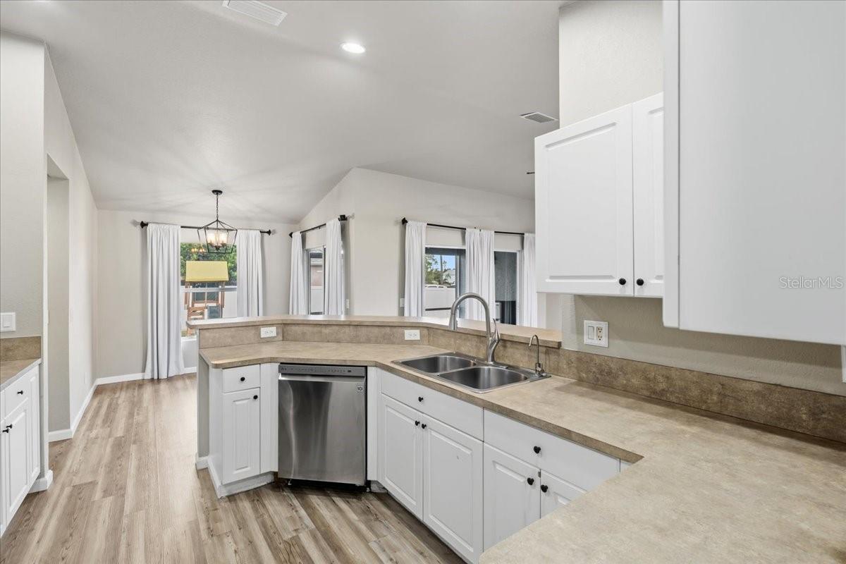 Image 13 of 37 For 2497 Amnesty Drive