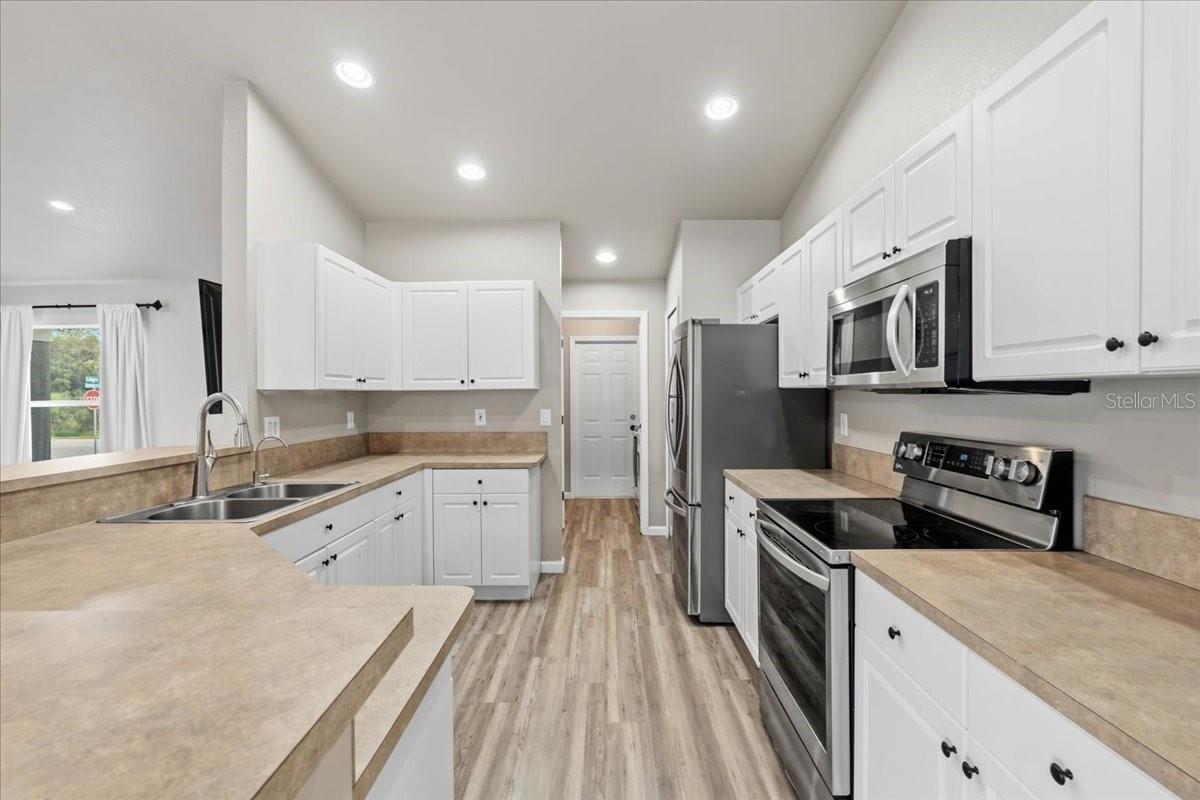 Image 5 of 37 For 2497 Amnesty Drive