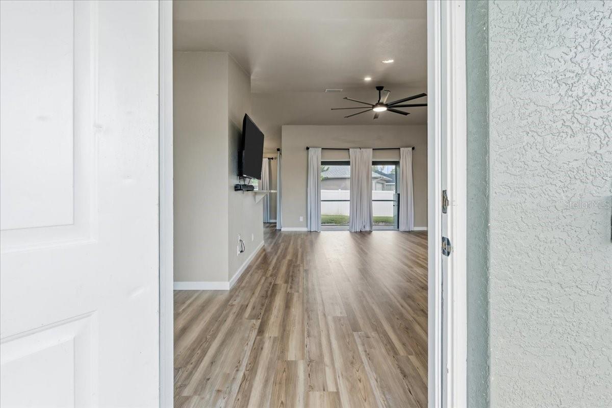 Image 8 of 37 For 2497 Amnesty Drive