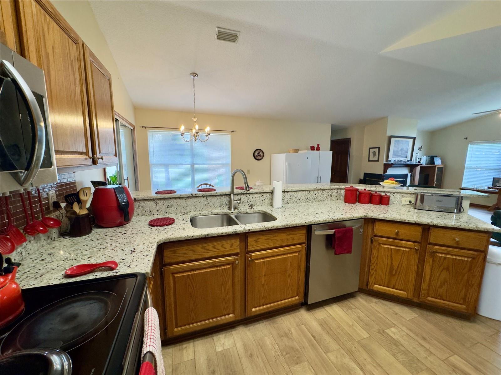 Image 7 of 34 For 2840 Ascot Lane