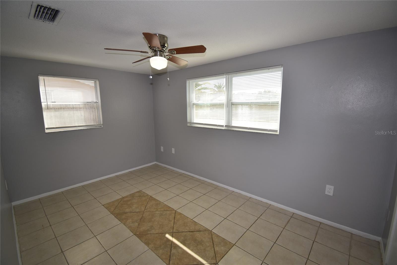 Image 19 of 21 For 10920 Jason Road
