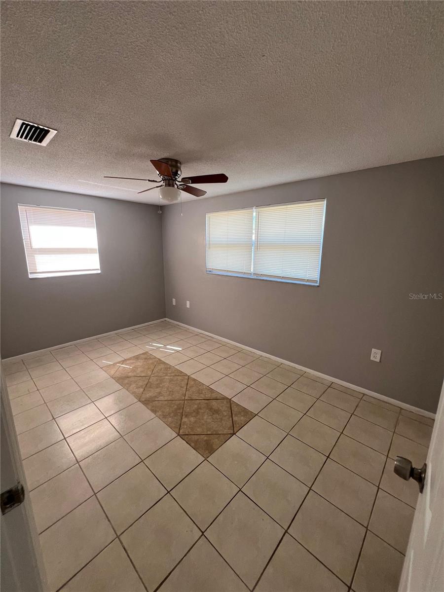 Image 6 of 15 For 10920 Jason Road