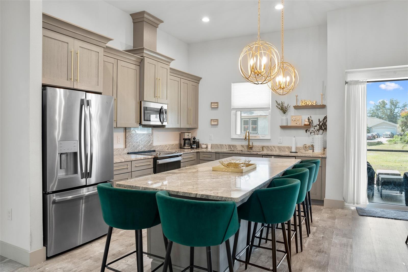 Image 19 of 43 For 4528 Libby Road