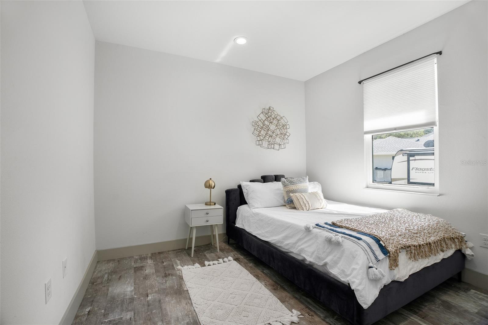 Image 28 of 43 For 4528 Libby Road