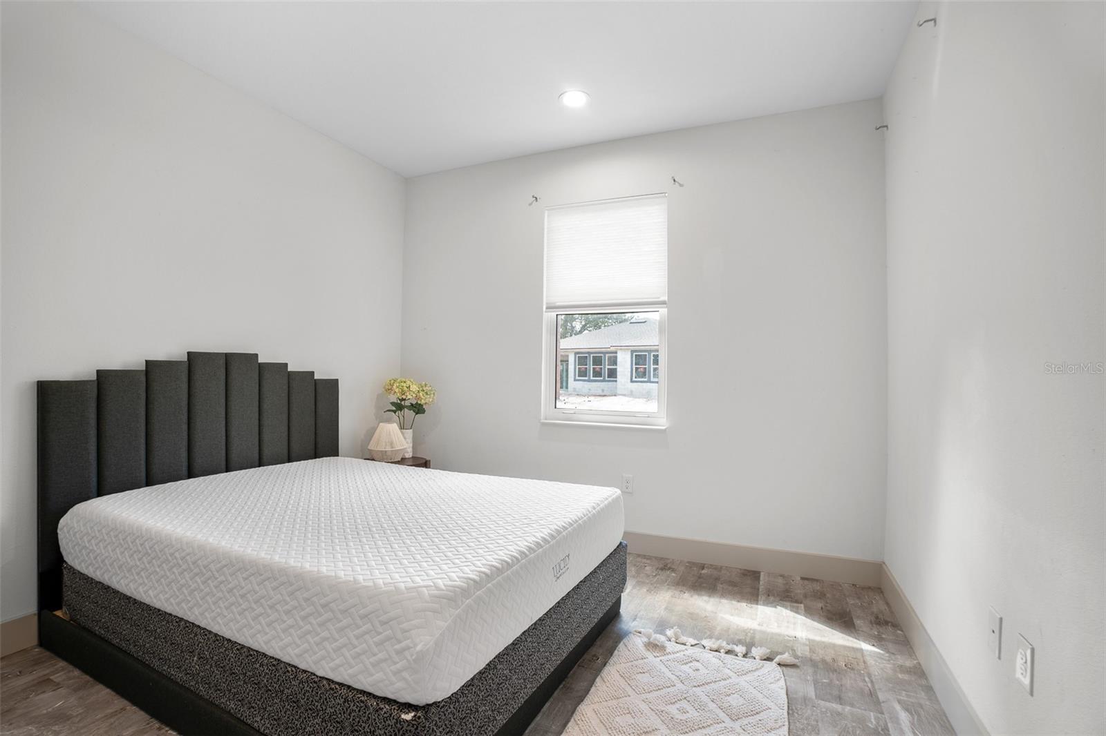 Image 32 of 43 For 4528 Libby Road