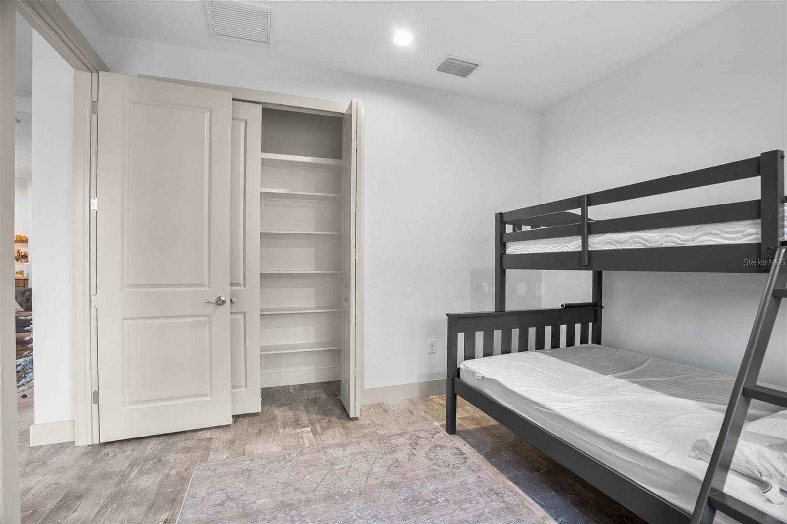 Image 35 of 43 For 4528 Libby Road