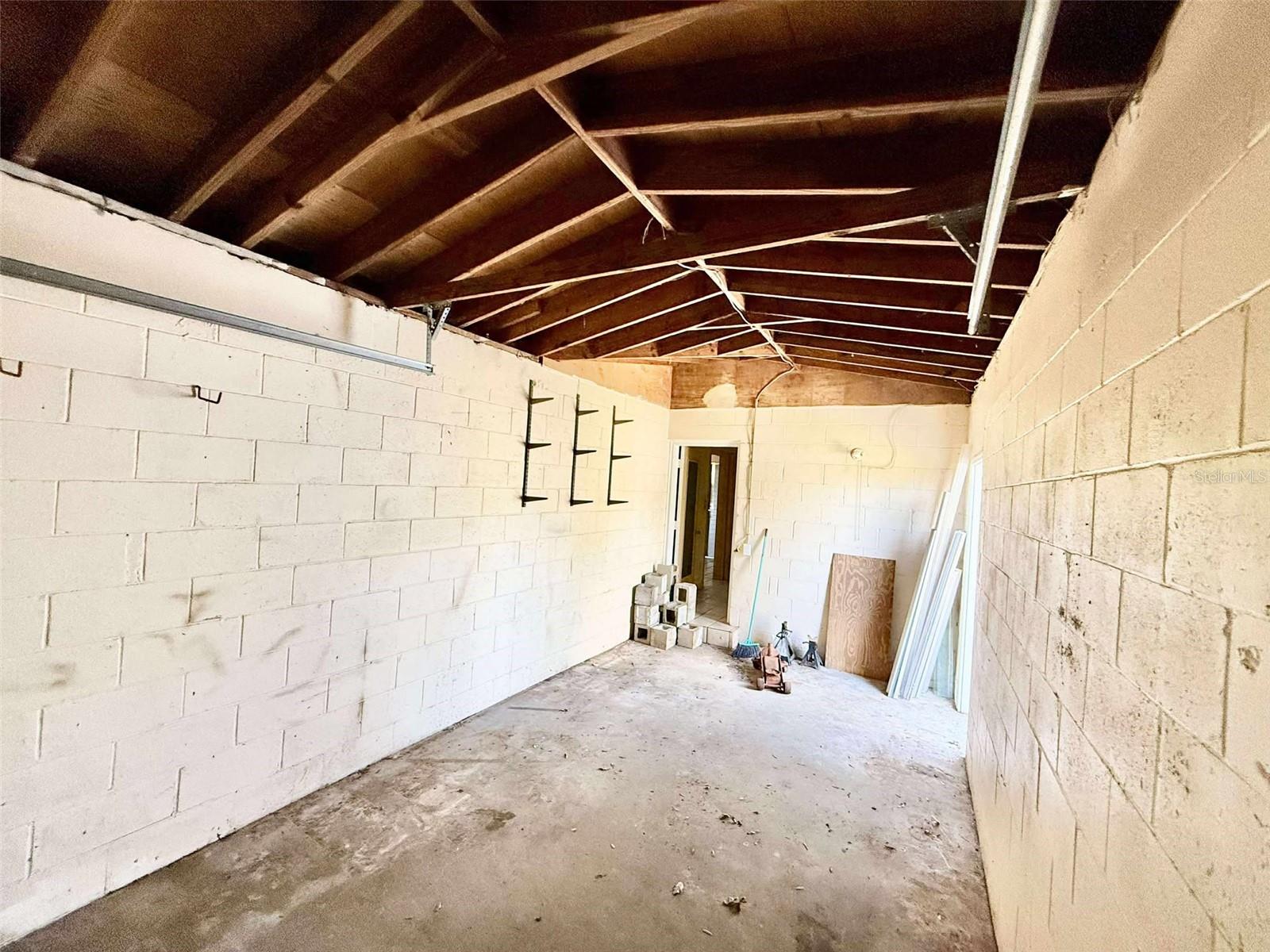 Image 21 of 21 For 400 Dalton Boulevard