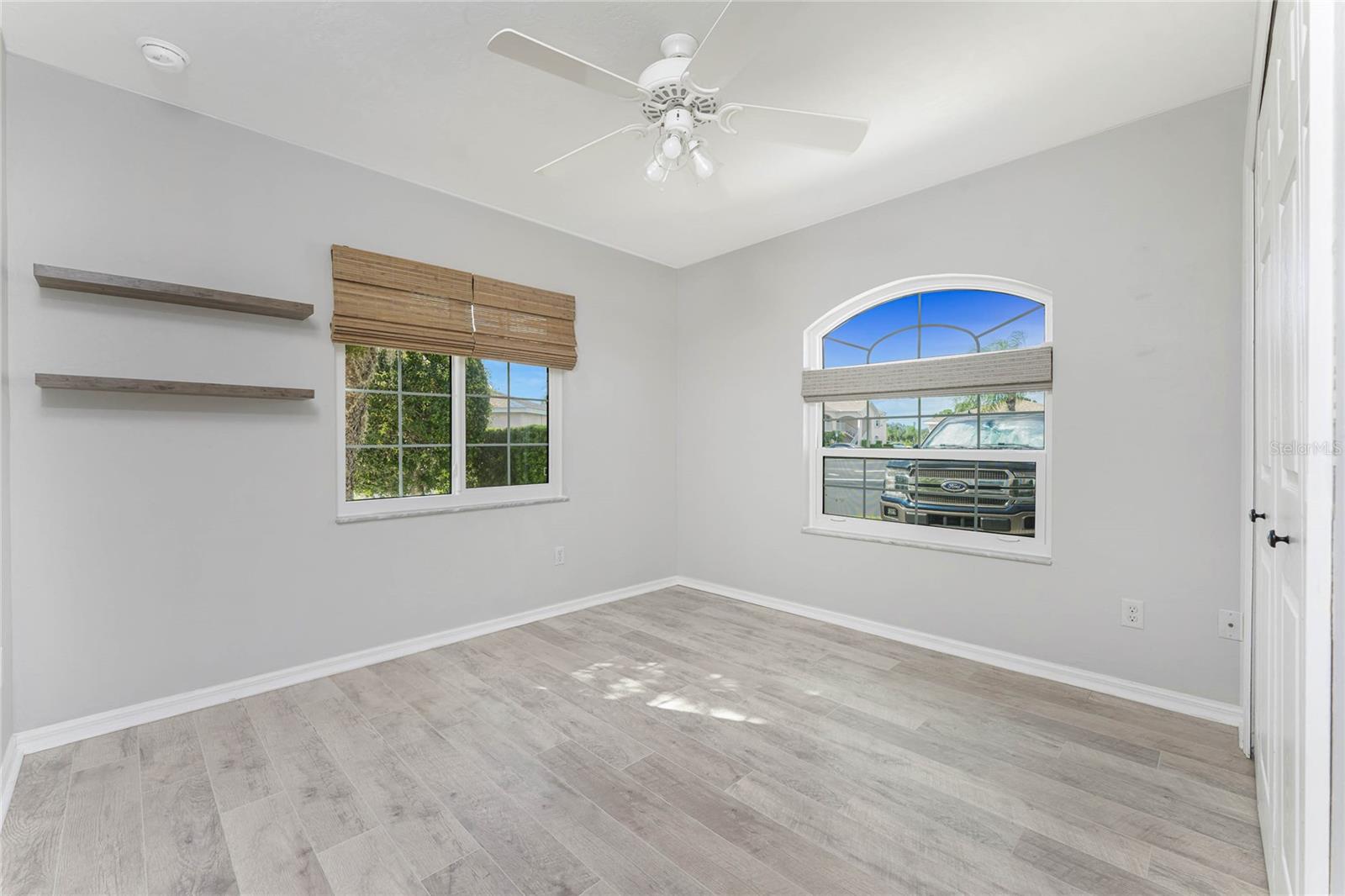 Image 16 of 46 For 12144 Egret Circle 1604