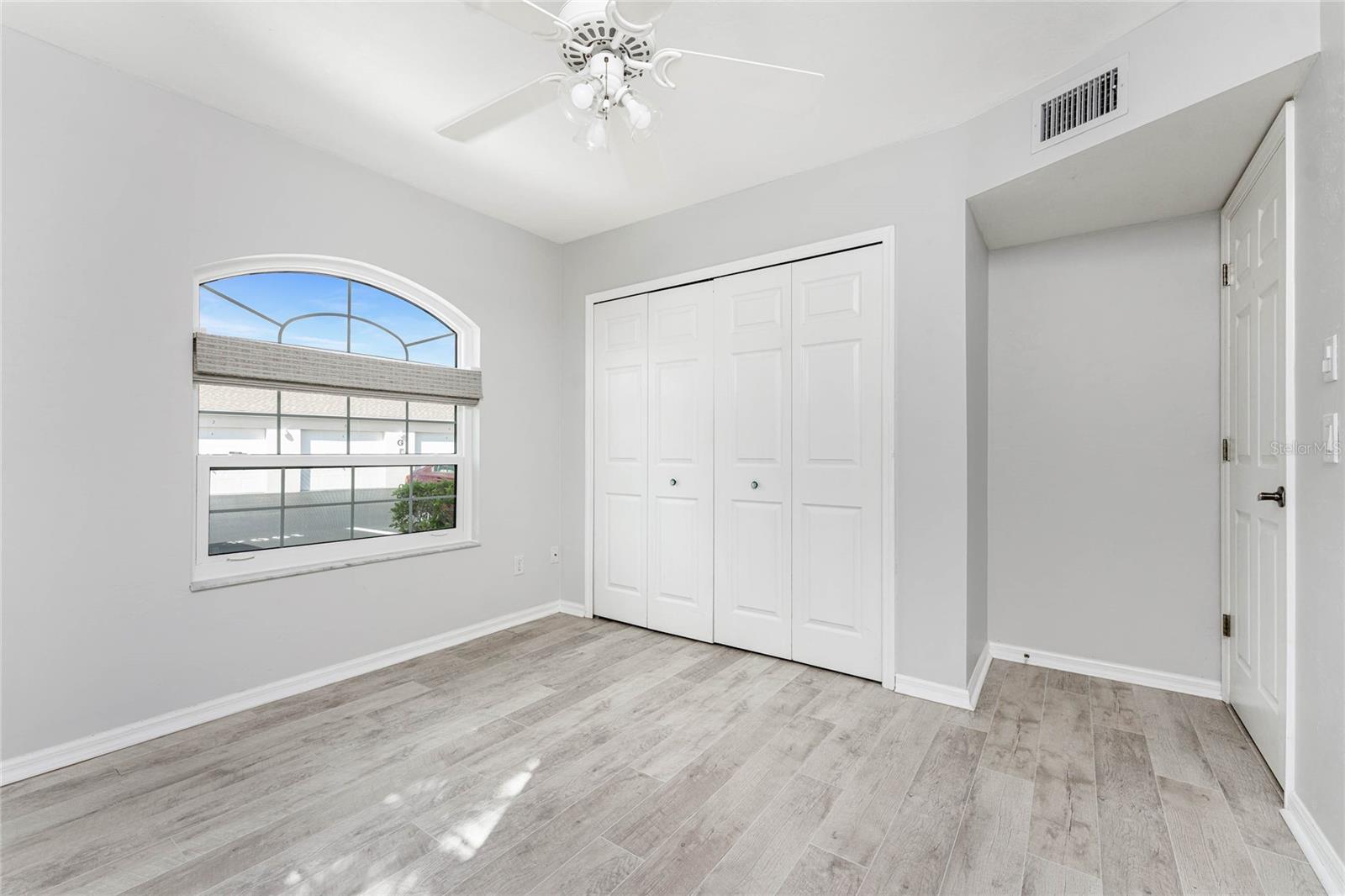 Image 17 of 46 For 12144 Egret Circle 1604