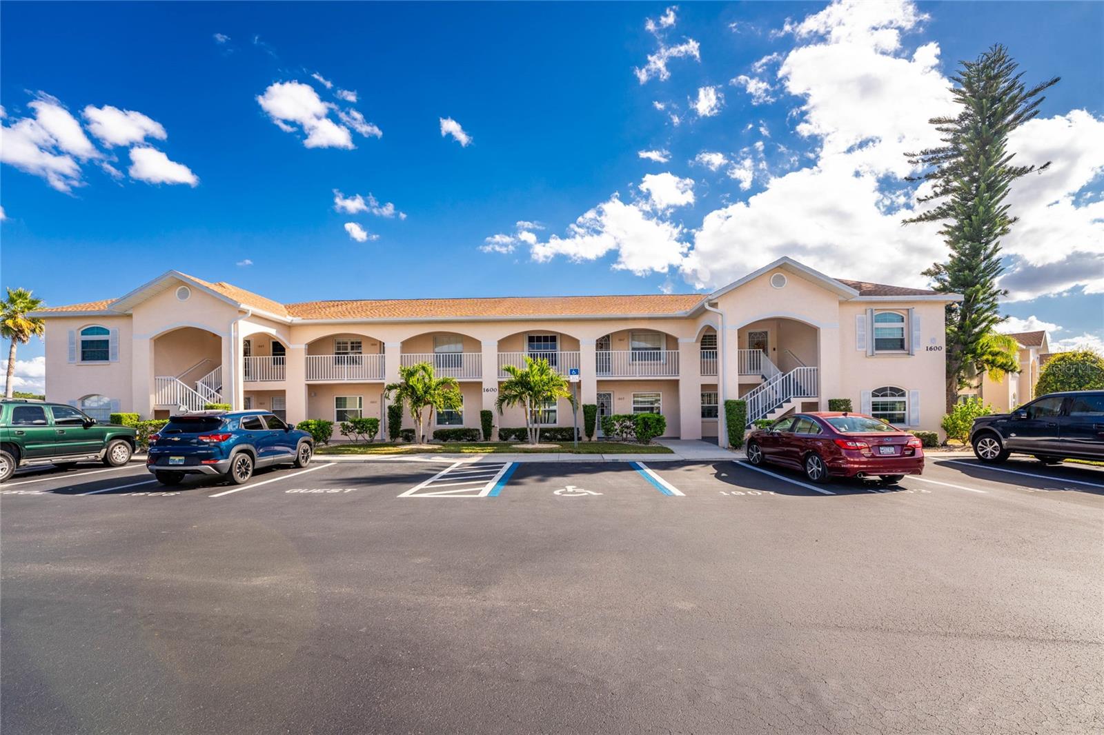 Image 2 of 46 For 12144 Egret Circle 1604