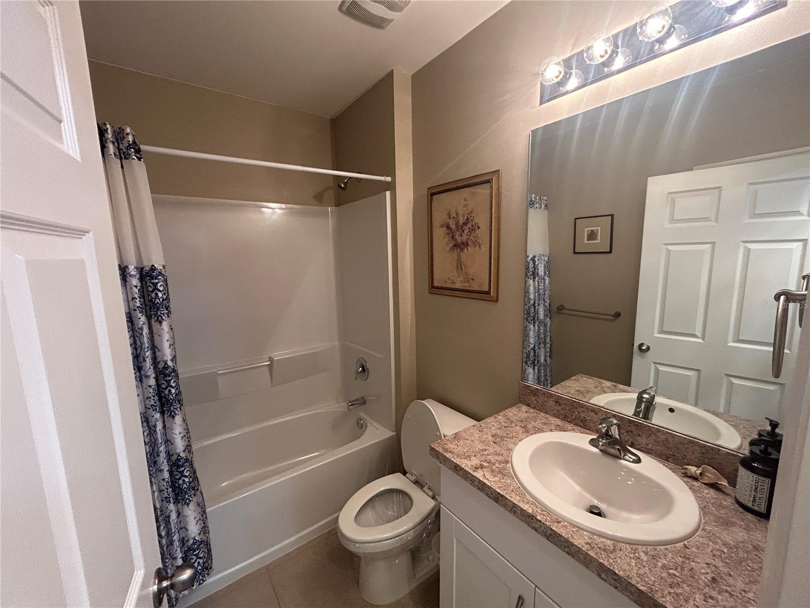 Image 16 of 21 For 7049 Waterford Parkway