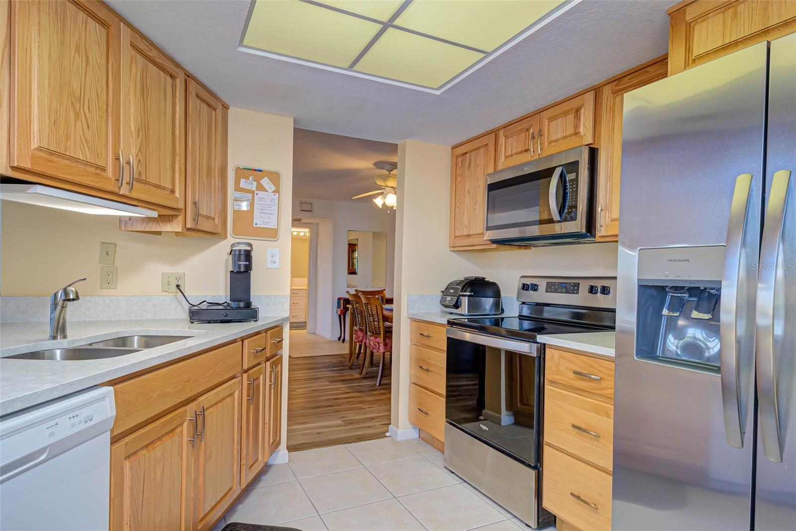 Image 13 of 25 For 25188 Marion Avenue E306