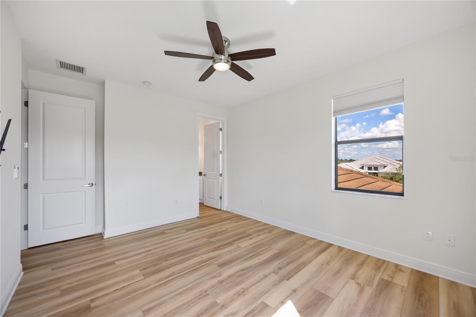 Image 38 of 81 For 8969 Bernini Place