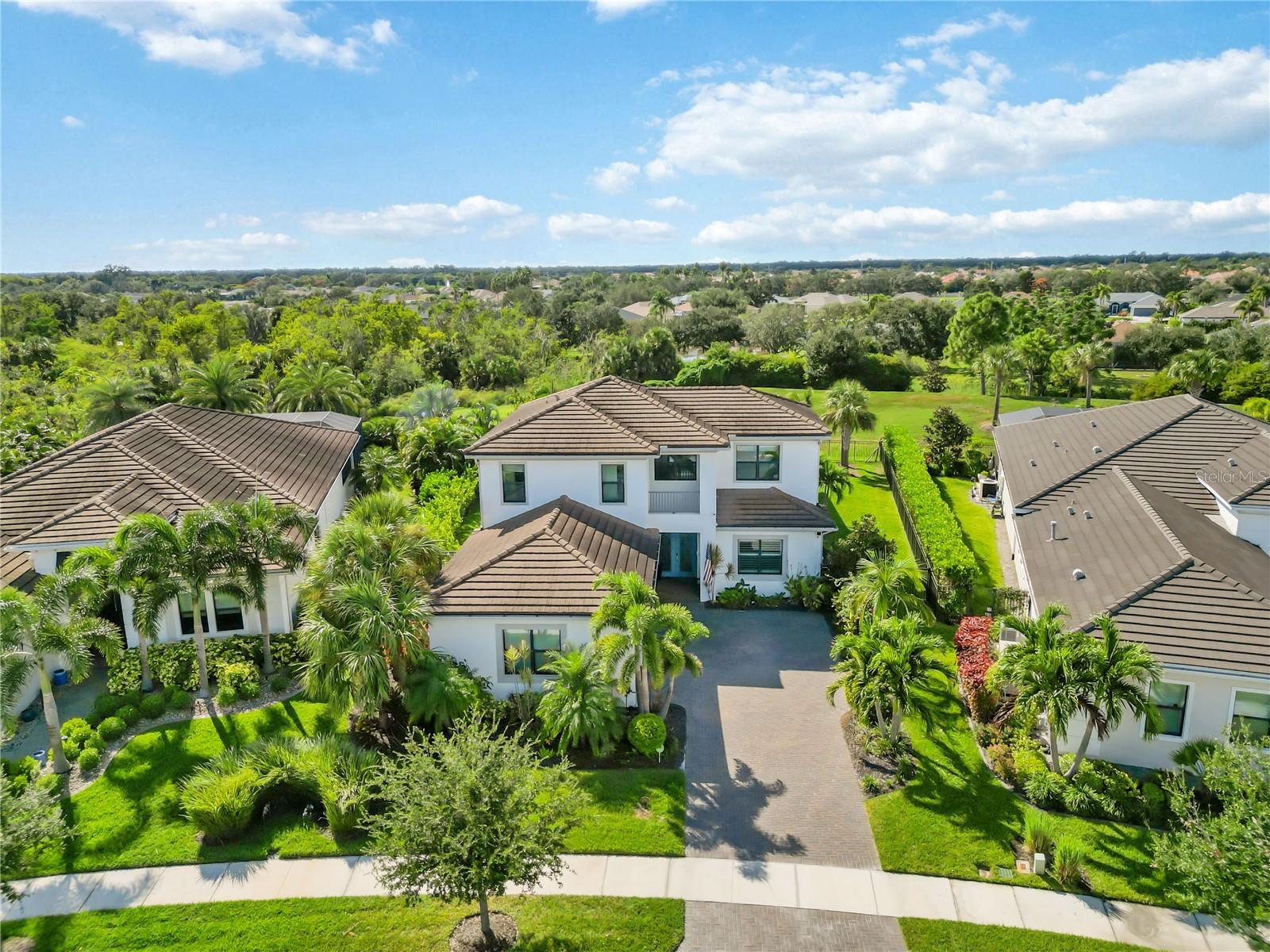 Image 57 of 81 For 8969 Bernini Place