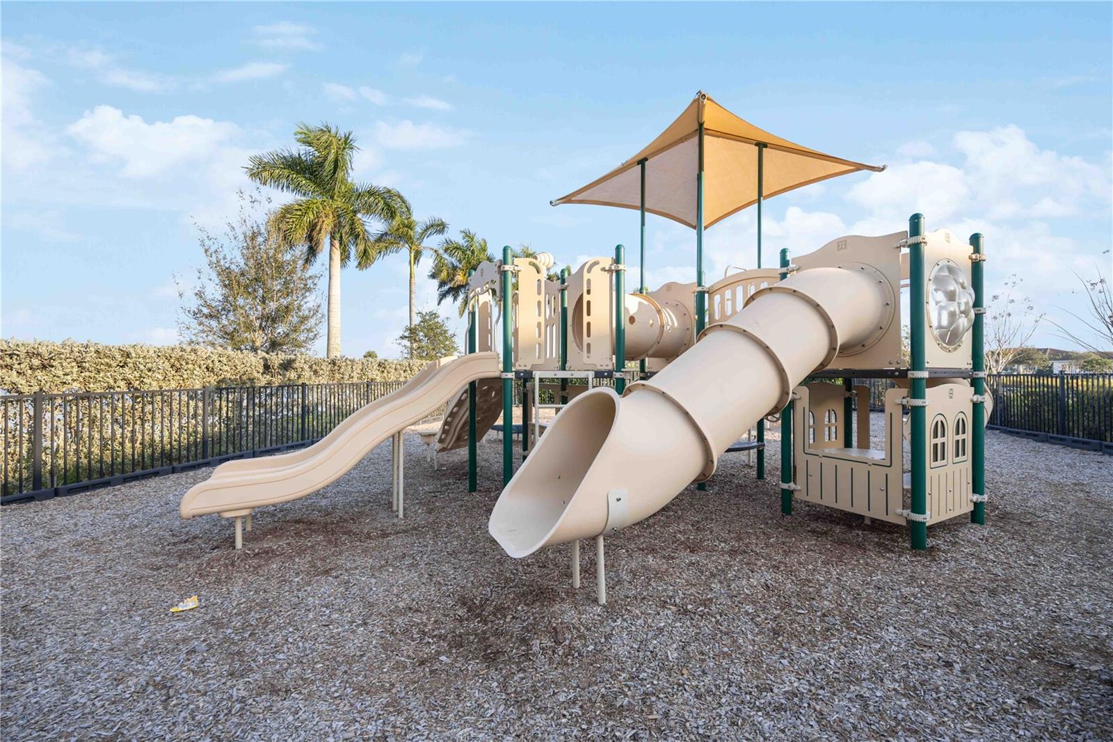 Image 74 of 81 For 8969 Bernini Place