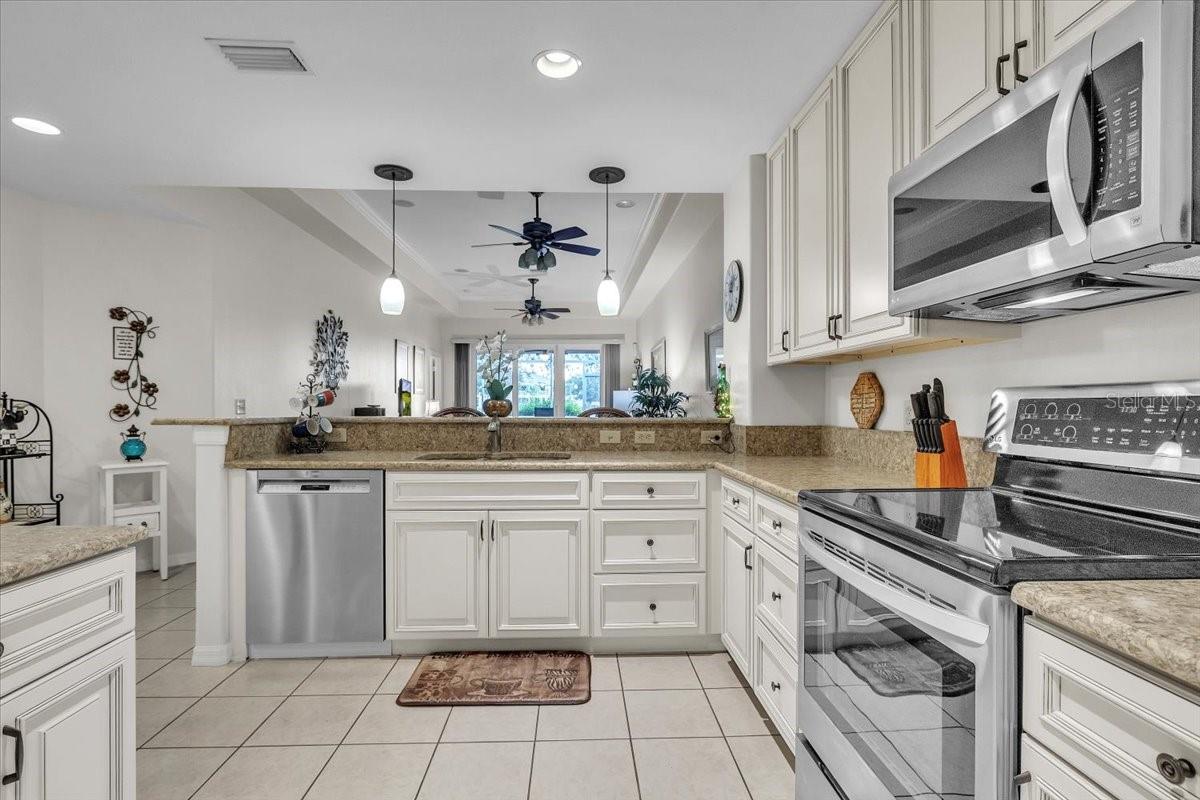 Image 20 of 60 For 1258 Rio De Janeiro Avenue 101