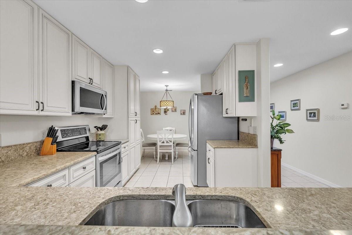 Image 23 of 60 For 1258 Rio De Janeiro Avenue 101