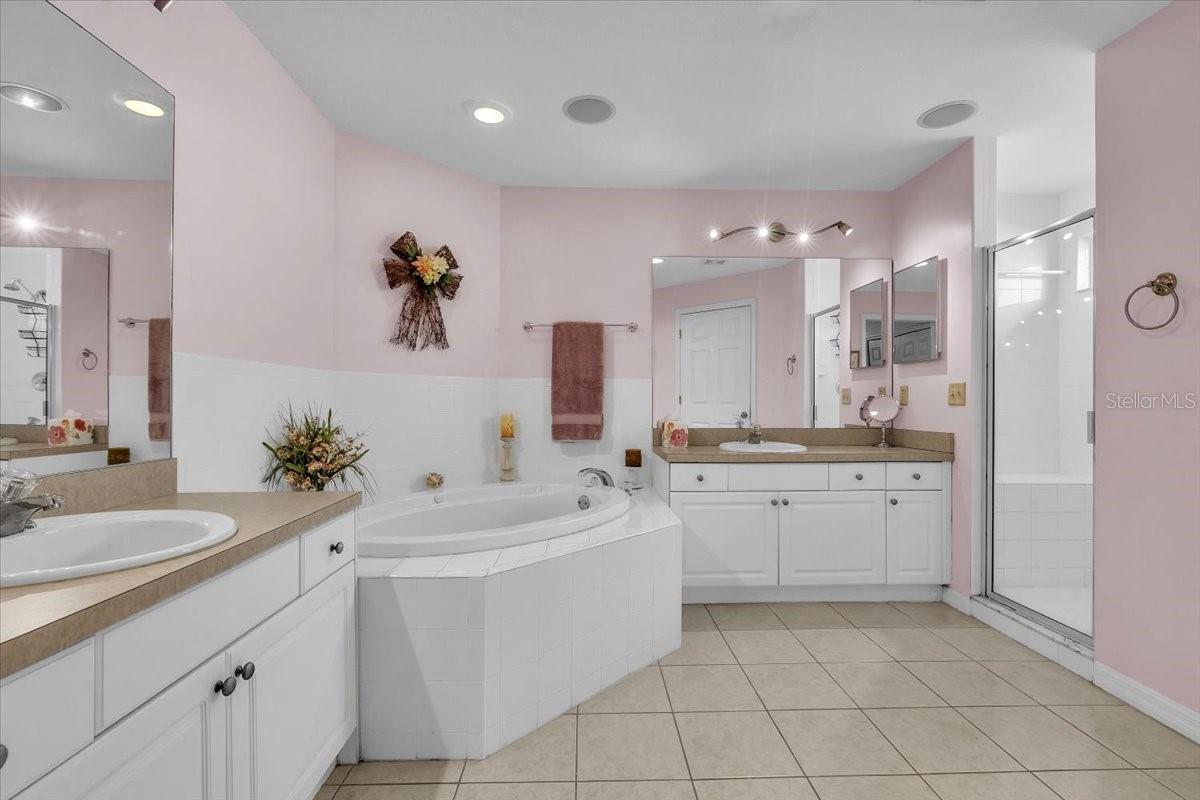 Image 34 of 60 For 1258 Rio De Janeiro Avenue 101