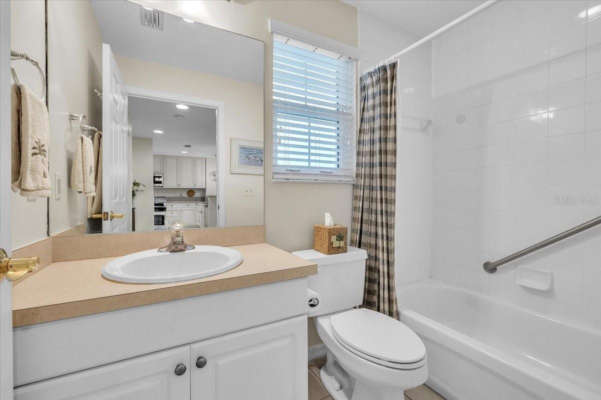 Image 40 of 60 For 1258 Rio De Janeiro Avenue 101