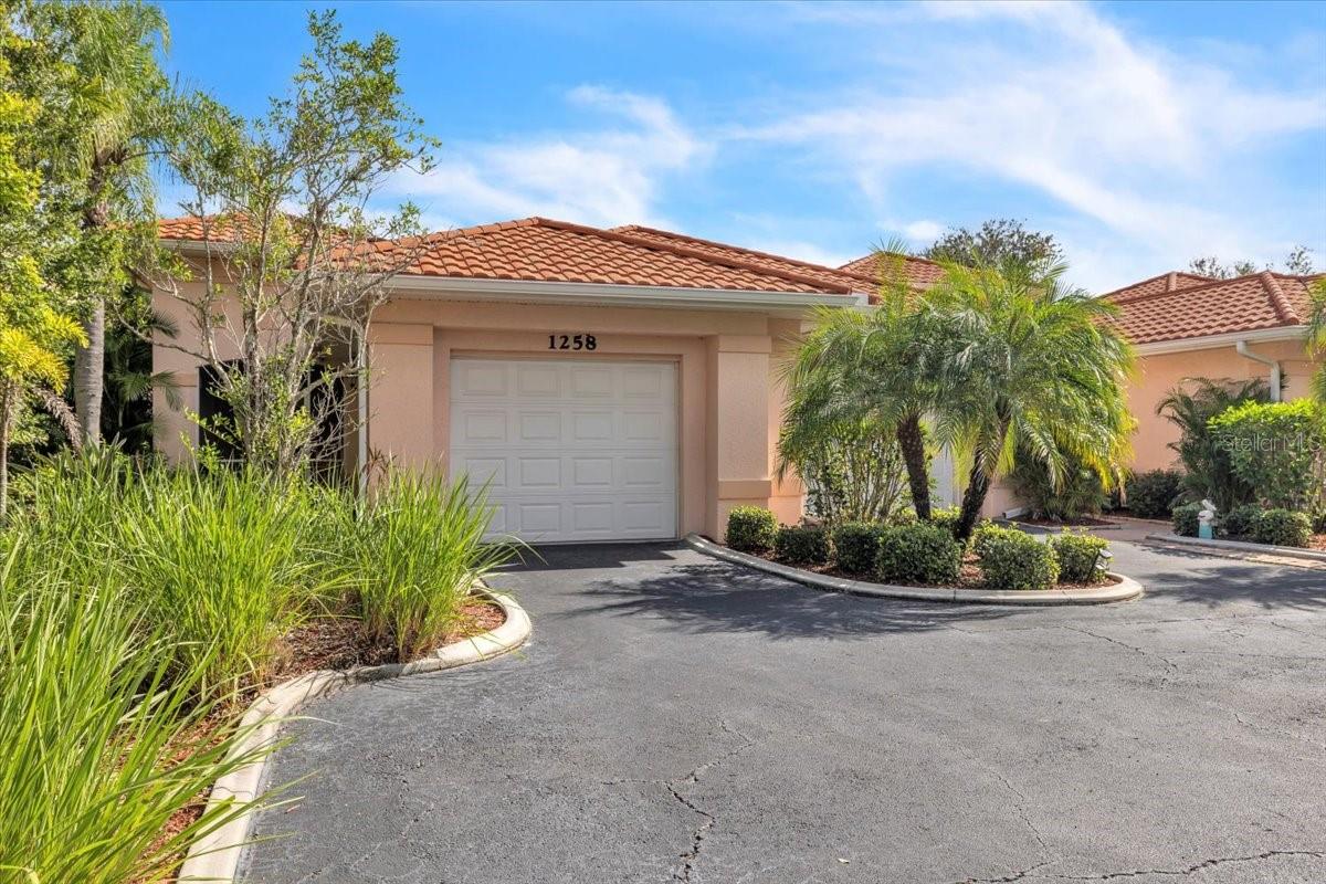 Image 5 of 60 For 1258 Rio De Janeiro Avenue 101