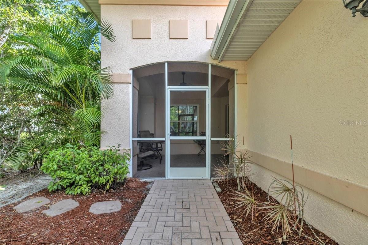 Image 7 of 60 For 1258 Rio De Janeiro Avenue 101