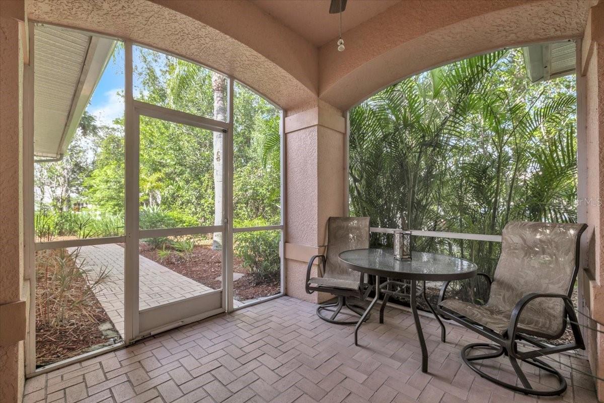 Image 9 of 60 For 1258 Rio De Janeiro Avenue 101