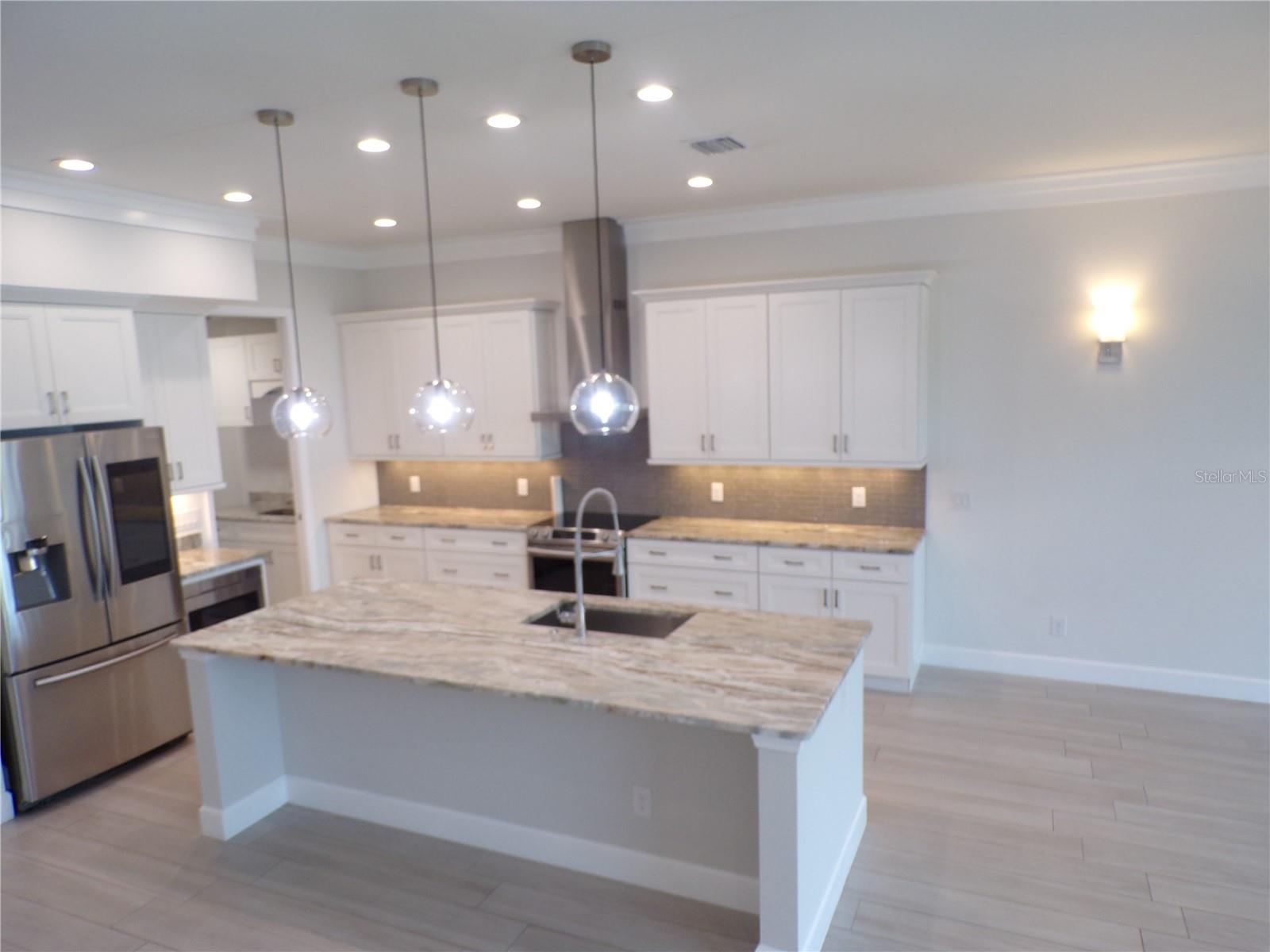 Image 6 of 58 For 3655 Bal Harbor Boulevard 113