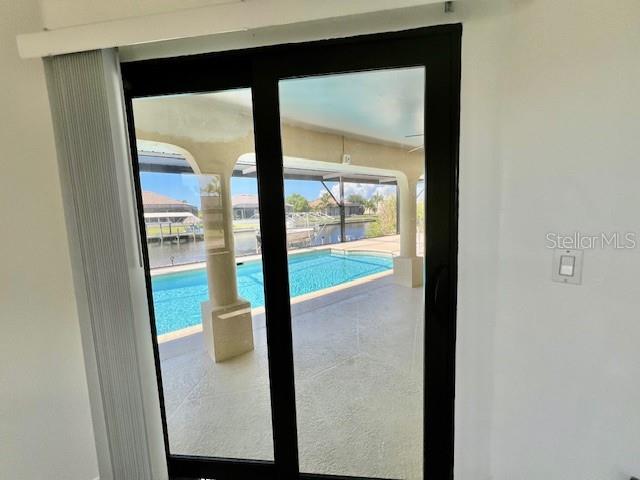 Image 14 of 33 For 426 37th Place