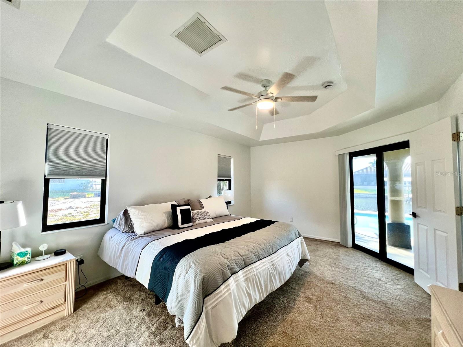 Image 21 of 33 For 426 37th Place