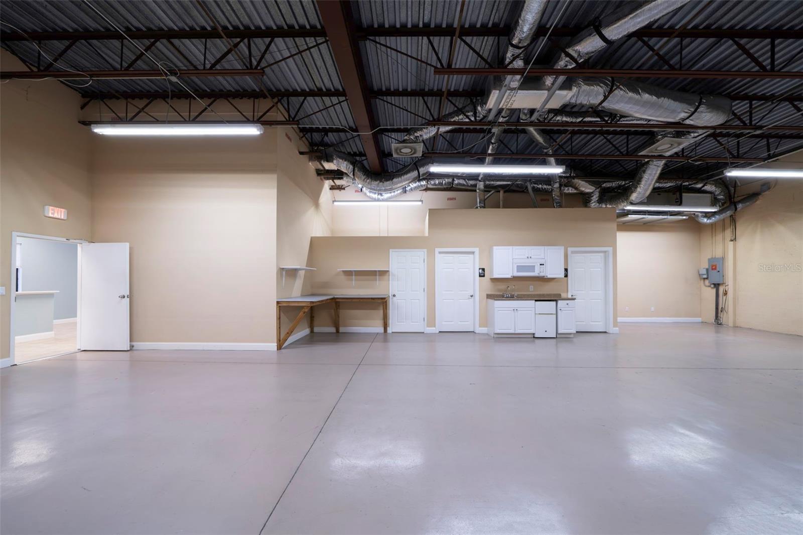 Image 18 of 33 For 24551 Production Circle 2